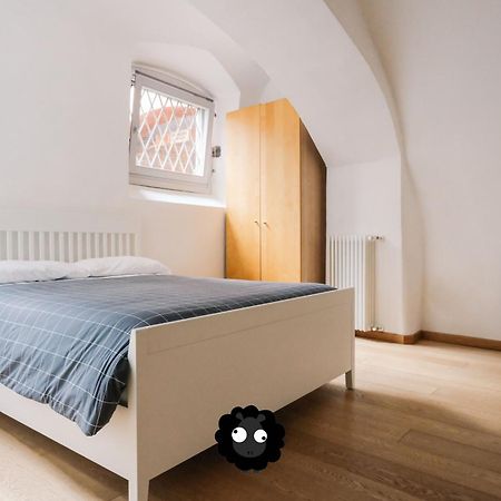 Apartamento Flat Il Torrazzo XIII Secolo Alzano Lombardo Exterior foto