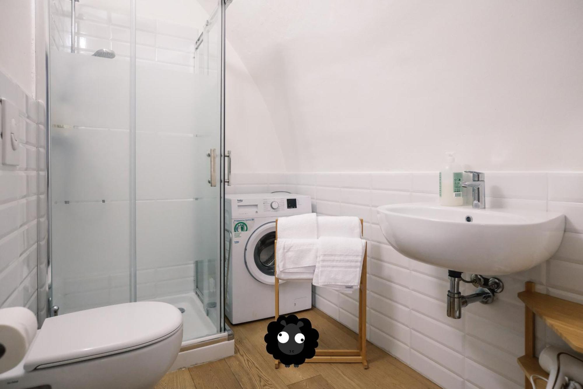 Apartamento Flat Il Torrazzo XIII Secolo Alzano Lombardo Exterior foto