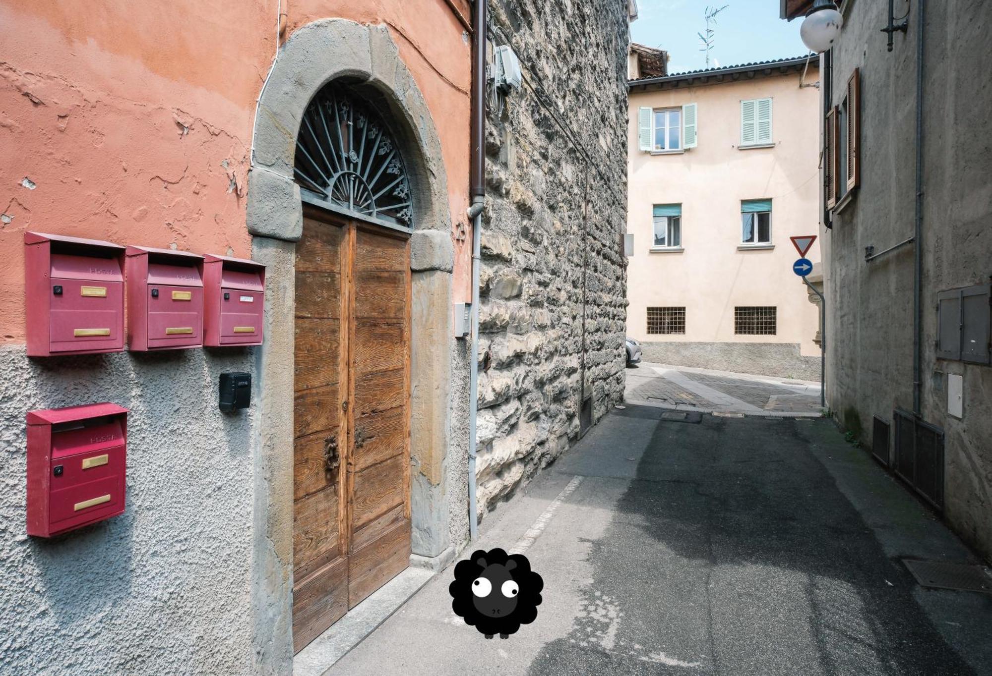 Apartamento Flat Il Torrazzo XIII Secolo Alzano Lombardo Exterior foto